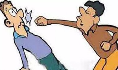 தூத்துக்குடியில் மது வாங்குவதில் ஏற்பட்ட தகராறில் மீனவர் மீது தாக்குதல் : போலீஸ் விசாரனை!!