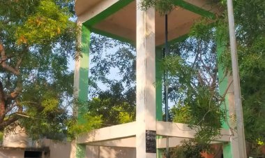 திருச்செந்தூர் அருகே மேல்நிலை நீர்த்தேக்க தொட்டி இடிந்து பள்ளி ஆசிரியை காயம்!!