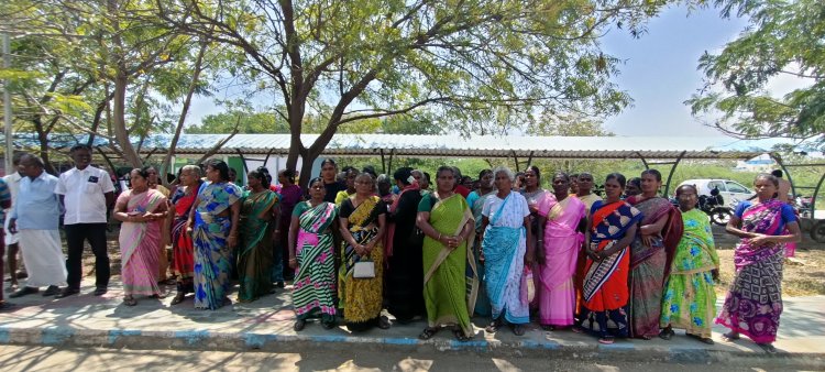 செல்போன் டவரால் நோய் பாதிப்பு அபாயம் : இடமாற்றம் செய்ய பொதுமக்கள் கோரிக்கை!