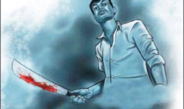 குடும்பத் தகராறில் தலைமைக்காவலர் உட்பட 2பேருக்கு அரிவாள் வெட்டு: போலிஸ்காரருக்கு போலீஸ் வலைவீச்சு!