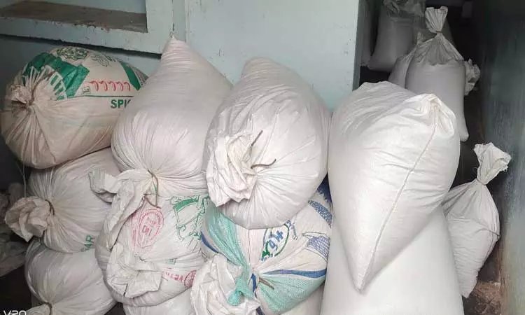 புதியம்புத்தூர் அருகே 600 கிலோ ரேஷன் அரிசி பறிமுதல்: ஒருவர் கைது!