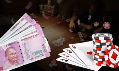 பணம் வைத்து சூதாடிய 8 பேர் கைது: 6 பைக்குகள் பறிமுதல்!