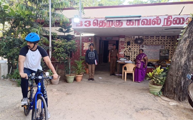 தூத்துக்குடியில் சைக்கிளில் வந்து அதிரடி காட்டும் எஸ்பி: பொதுமக்கள் பாராட்டு!