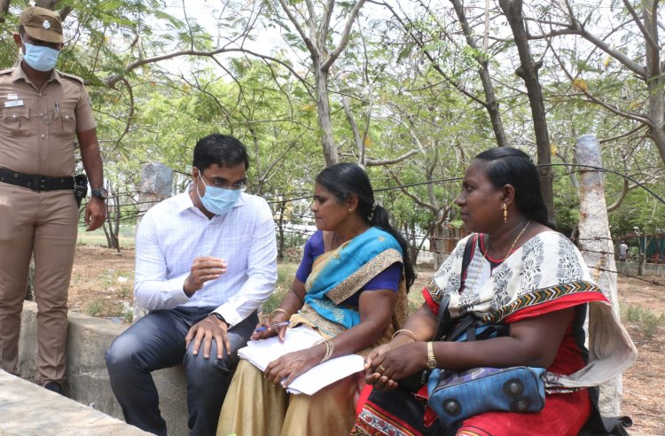 ஆட்சியர் அலுவலக வளாகத்தில் எழை, எளிய மக்களுக்கு இலவசமாக மனு எழுதி கொடுக்க : ஆட்சியர் நடவடிக்கை!