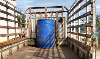 மினி லாரியில் கடத்திய 200 லிட்டர் டீசல் பறிமுதல் : 2பேர் கைது!