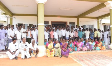 ஸ்ரீவைகுண்டம் வடகால் பாசனத்திற்கு தண்ணீர் திறந்து விடக் கோரி விவசாயிகள் காத்திருக்கும் போராட்டம்!