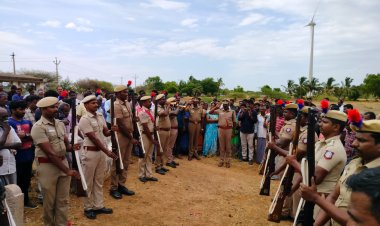 உடல் நலக்குறைவு காரணமாக உயிரிழந்த தனிப்பிரிவு தலைமை காவலருக்கு 30 குண்டுகள் முழங்க காவல்துறை மரியாதையுடன் உடல் தகனம்!