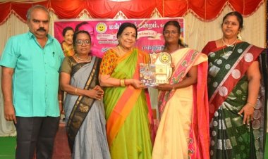 சதுரங்க போட்டியில் மாநில அளவில் வெற்றி பெற்ற ஆசிரியைக்கு சாதனையாளர் விருது!