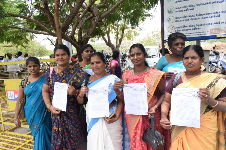ரேஷன் கடைகளில் சின்ன வெங்காயம், தக்காளி வழங்க கோரிக்கை!