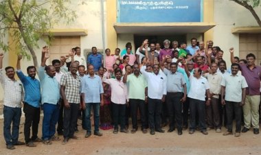 தலைமை ஆசிரியருக்கு பணியிட ஒப்புதல் வழங்காததைக் கண்டித்து உள்ளிருப்பு போராட்டம்!