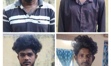 மட்டக்கடை பகுதியில் வீட்டின் கதவை எரித்து சேதப்படுத்திய 4 பேர் கைது