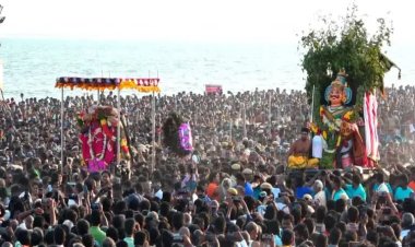 திருச்செந்தூரில் சூரபத்மனை வதம் செய்த சுப்பிரமணிய சுவாமி..! விண்ணைப் பிளந்த அரோகரா கோஷம்!