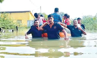 தென்மாவட்டங்களில் வெள்ளத்தில் சிக்கிய 21,036 பேரை மீட்ட போலீஸார்: டிஜிபி சங்கர் ஜிவால் பெருமிதம்!