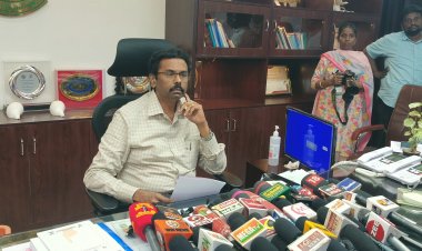 தூத்துக்குடி மாவட்டத்தில் 48 மணி நேரத்தில் அரசியல் கட்சி தலைவர்கள் படங்களை அகற்ற‌ ஆட்சியர் உத்தரவு!