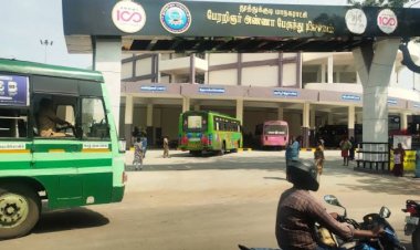 தூத்துக்குடி மாநகராட்சி பேரறிஞர் அண்ணா பேருந்து நிலையத்தில் தொடரும் ஆக்கிரமிப்பு : கண்டுகொள்ளாத மாநகராட்சி அதிகாரிகள்..!