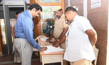 வாக்கு எண்ணும் மையத்தினை தூத்துக்குடி பாராளுமன்ற தேர்தல் நடத்தும் அலுவலர் ஆய்வு!!