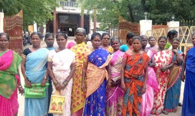 விளாத்திகுளம் அருகே தொடரும் சாதி பாகுபாடு : ரேஷன் கடை கட்ட கிராம மக்கள் எதிர்ப்பு!