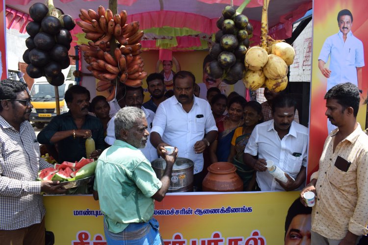 தூத்துக்குடி மாநகரில் திமுக சார்பில் 2 இடங்களில் நீர் மோர் பந்தல்: மேயர் ஜெகன் பொியசாமி திறந்து வைத்தார்