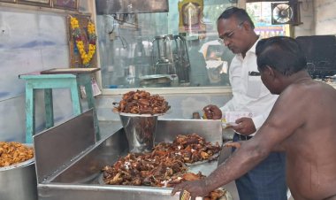 தூத்துக்குடியில் உள்ள ஆழ்வார் கடையில் ஆய்வு - வழக்கு பதிவு செய்யவும், முன்னேற்ற அறிவிப்பு வழங்கவும் உணவு பாதுகாப்பு நியமன அலுவலர் உத்திரவு.