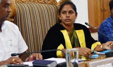 கோவையின் முதல் பெண் மேயர் கல்பனா ஆனந்தகுமார் ராஜினாமா