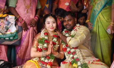 ஜப்பான் பெண்ணை காதலித்து திருமணம் செய்த தூத்துக்குடி இளைஞர்!!