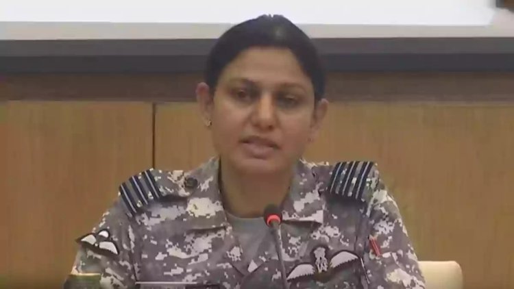 “அப்பாவி மக்கள் வசிக்கும் குடியிருப்புப் பகுதிகளை குறி வைக்கிறது பாகிஸ்தான்” – வியோமிகா சிங்.!