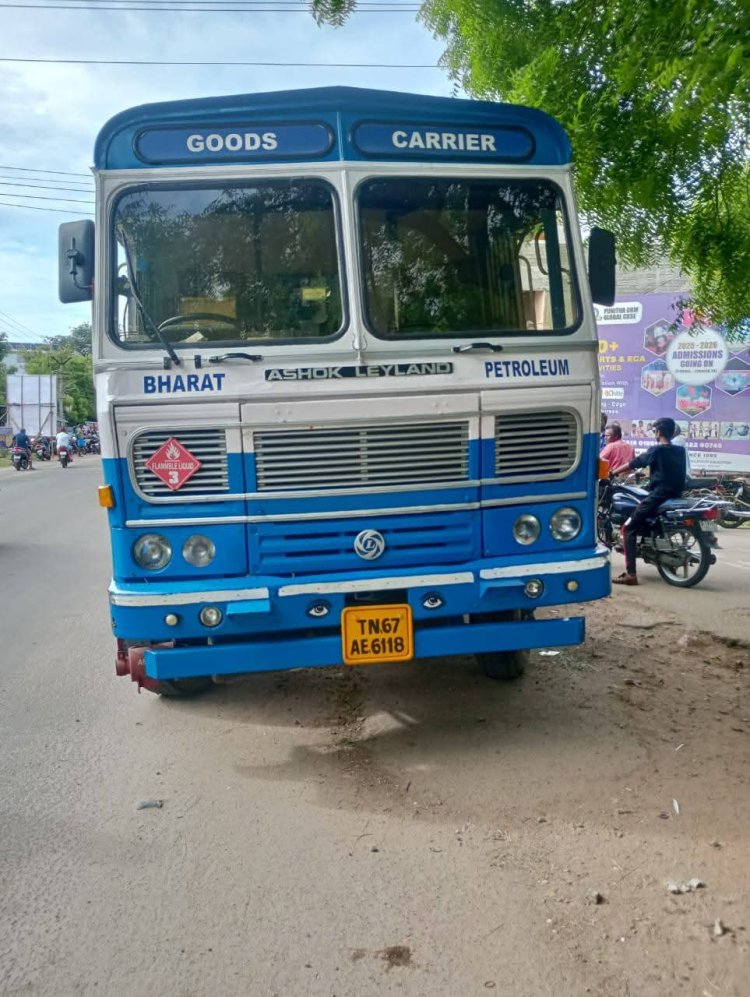 கோவில்பட்டியில் பைக் மீது டேங்கர் லாரி மோதி சிறுமி உயிரிழப்பு - மூன்று பேர் படுகாயம்