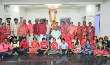 விளாத்திகுளம் அருகே தந்தையின் நினைவு தினத்தில் மாணவர்களுக்கு தங்க மோதிரம், தங்க கம்மல் பரிசளித்த வாரிசுகள்!!