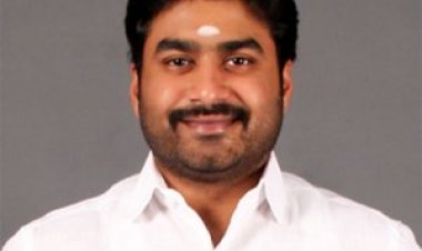 அதிமுகவில் இருந்து முன்னாள் அமைச்சர் மகன் நீக்கம் : எடப்பாடி பழனிச்சாமி அறிவிப்பு..!