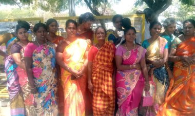 வல்லநாடு அருகே டாஸ்மாக் கடையை அகற்ற வேண்டும்: பெண்கள் ஆட்சியரிடம் கோரிக்கை!