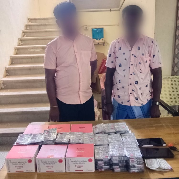 தூத்துக்குடியில் போதை தரக்கூடிய ஊசிகளை விற்பனைக்காக வைத்திருந்த இருவர் கைது - 800 போதை ஊசிகள் பறிமுதல்..!