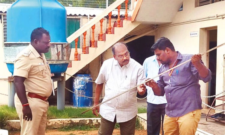 உரிமம் இல்லாமல் எத்தனால், மெத்தனால் விற்பனை: போலீசார் திடீர் சோதனை!!
