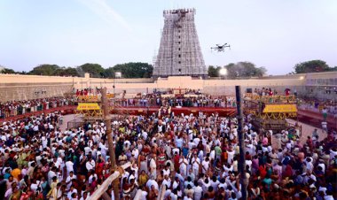 திருச்செந்தூர் குடமுழுக்கு விழாவில் 44 பவுன் தங்க நகைகள்: 18 பேரின் செல்போன்கள் திருட்டு!