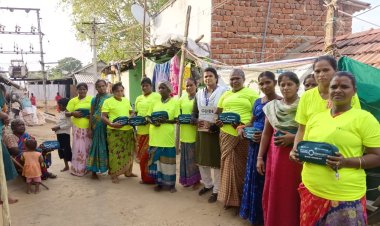 ஶ்ரீவைகுண்டம் பகுதியில் பிளாஸ்டிக் குப்பைகளை சேகரித்து தரம் பிரித்து பூமிக்கு உதவும் "மறுசுழற்சி பாதுகாவலர்"களுக்கான பயிற்சி..!