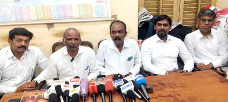 ஸ்டெர்லைட் ஆலைக்கு ஆதரவாக ஆர்ப்பாட்டம் : தூத்துக்குடி வழங்கறிஞர் சங்கம் மறுப்பு!!
