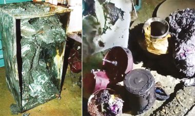 மெழுவர்த்தி தீபத்தால் குளிர்சாதனப்பெட்டி வெடித்து சிதறி ரூ.2 லட்சம் பொருட்கள் சேதம்..!