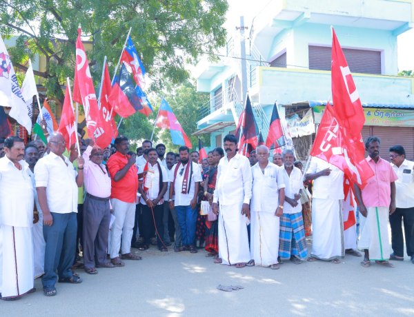 ஒன்றிய அரசை கண்டித்து மாப்பிள்ளையூரணியில் மதச்சார்பற்ற கூட்டணி கட்சிகள் சார்பில் ஆர்ப்பாட்டம்..!