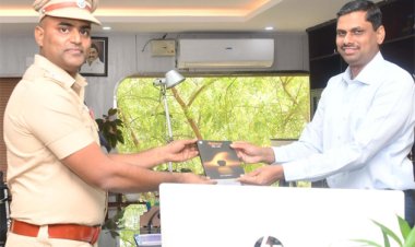 தூத்துக்குடி மாவட்ட எஸ்.பி.,யாக சிலம்பரசன் பொறுப்பேற்பு - ஆட்சியருடன் சந்திப்பு!