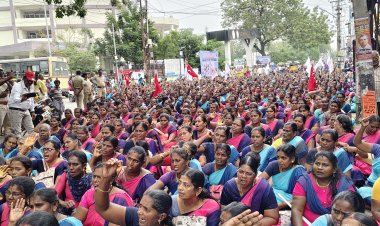 தூத்துக்குடியில் அங்கன்வாடி ஊழியர்கள் மறியல் போராட்டம் ; 1000 பேர் கைது..!