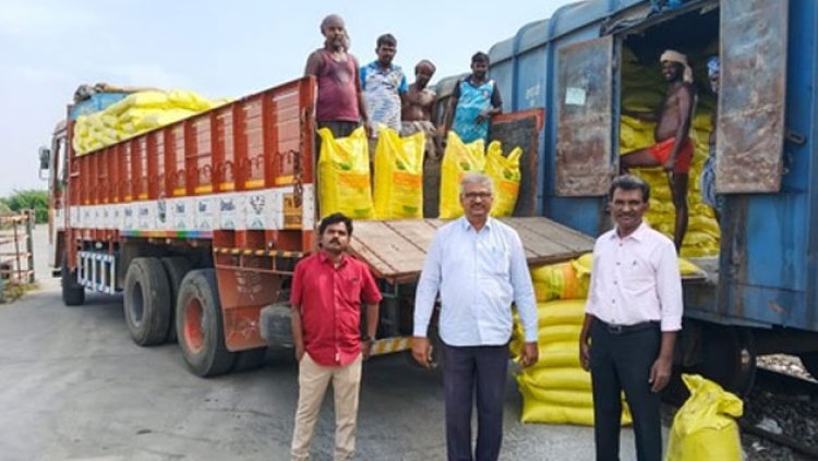 தூத்துக்குடி மாவட்டத்துக்கு 400 மெ. டன் யூரியா உரம் வருகை: வேளாண் அதிகாரி தகவல்