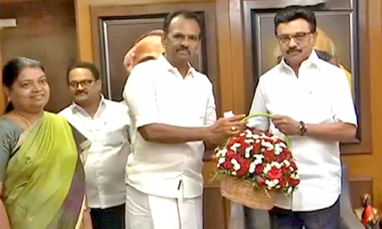 அமமுகவில் இருந்து நீக்கம் – உடனே திமுகவில் இணைந்தார் எஸ்.வி.எஸ்.பி. மாணிக்கராஜா!