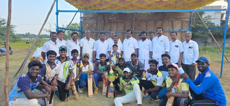 விளையாட்டுக்கு ஊக்கம், இளைஞர்களுக்கு உற்சாகம்..கனிமொழி பிறந்த நாளை முன்னிட்டு கிரிக்கெட் போட்டியை தொடங்கி வைத்த ஒட்டப்பிடாரம் MLA..