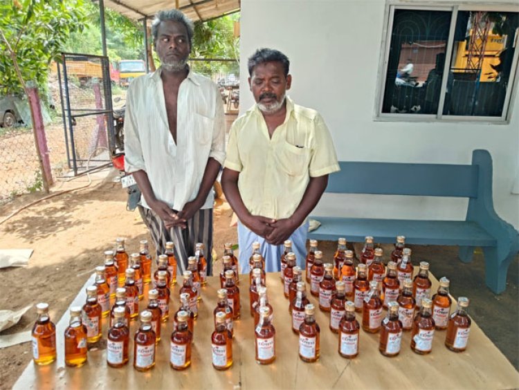 குடியரசு தினத்தன்று குரும்பூரில் சட்டவிரோத மது விற்பனை – 2 பேர் கைது, 56 பாட்டில்கள் பறிமுதல்