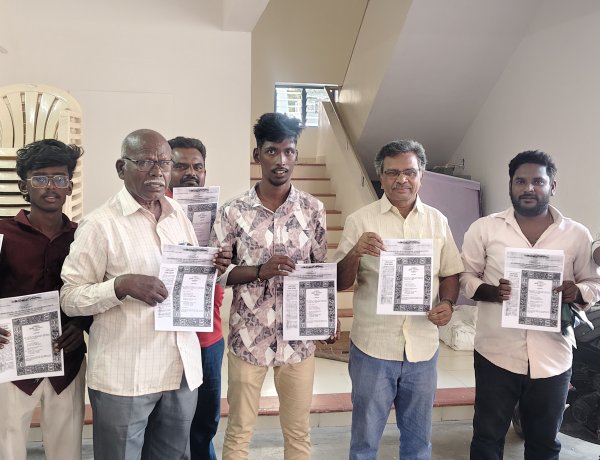 தூத்துக்குடியில் இந்திய அரசியலமைப்பு முகவுரை துண்டு பிரசுரமாக வழங்கிய தமிழ்நாடு முற்போக்கு எழுத்தாளர் கலைஞர்கள் சங்கம்