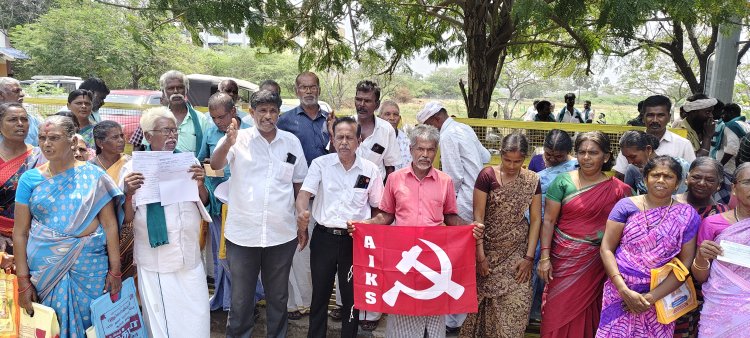 விளாத்திகுளம் புதூர் பயிர் உற்பத்தியாளர் கம்பெனியில் ரூ.1 கோடி மோசடி? – நடவடிக்கை கோரி விவசாயிகள் ஆட்சியரிடம் மனு