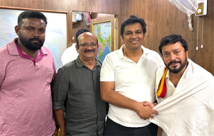 தூத்துக்குடி அரசியலில் பரபரப்பு… வெற்றி பெற்ற ஸ்ரீநாதை நேரில் சந்தித்து காங்கிரஸ் வாழ்த்து – பின்னணி என்ன?