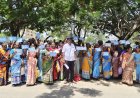 வேலை கேட்டு ஆட்சியர் அலுவலகத்தை முற்றுகையிட்ட பெண்கள்! தூத்துக்குடியில் 100-க்கும் மேற்பட்ட கிராமப்புற பெண்கள் போராட்டம்