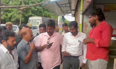 தூத்துக்குடி ரேஷன் கடையில் அதிரடி சோதனை! 22 கிலோ அரசு அரிசி பதுக்கல் கண்டுபிடிப்பு – அமைச்சர் ஸ்ரீநாத் நடவடிக்கை உத்தரவு!